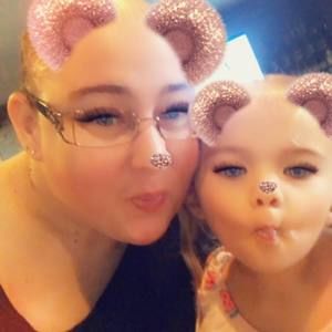 Meet your Posher, Stephanie